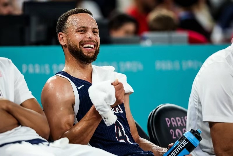 九游-MAD不断突破！，库里连续二十场比赛得分超过大比分获胜热度持续攀升的简单介绍-九游