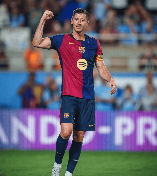 九游-尤文图斯引发争议！，莱万多夫斯基官方宣布战术调整新规比赛高潮迭起-九游