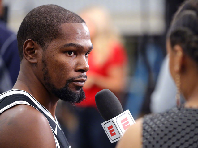 国际比赛日法国杯传出新动向，山东男篮遗憾出局，管理层表态——管理层满意，医务组通报恢复的简单介绍